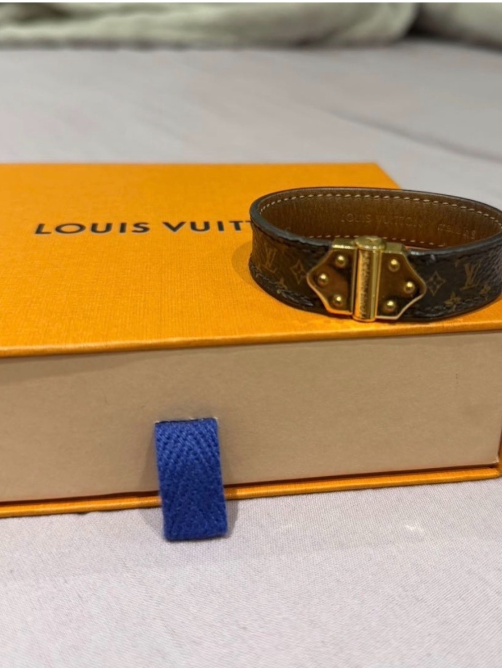 Louis Vuitton Bracelet Size 17